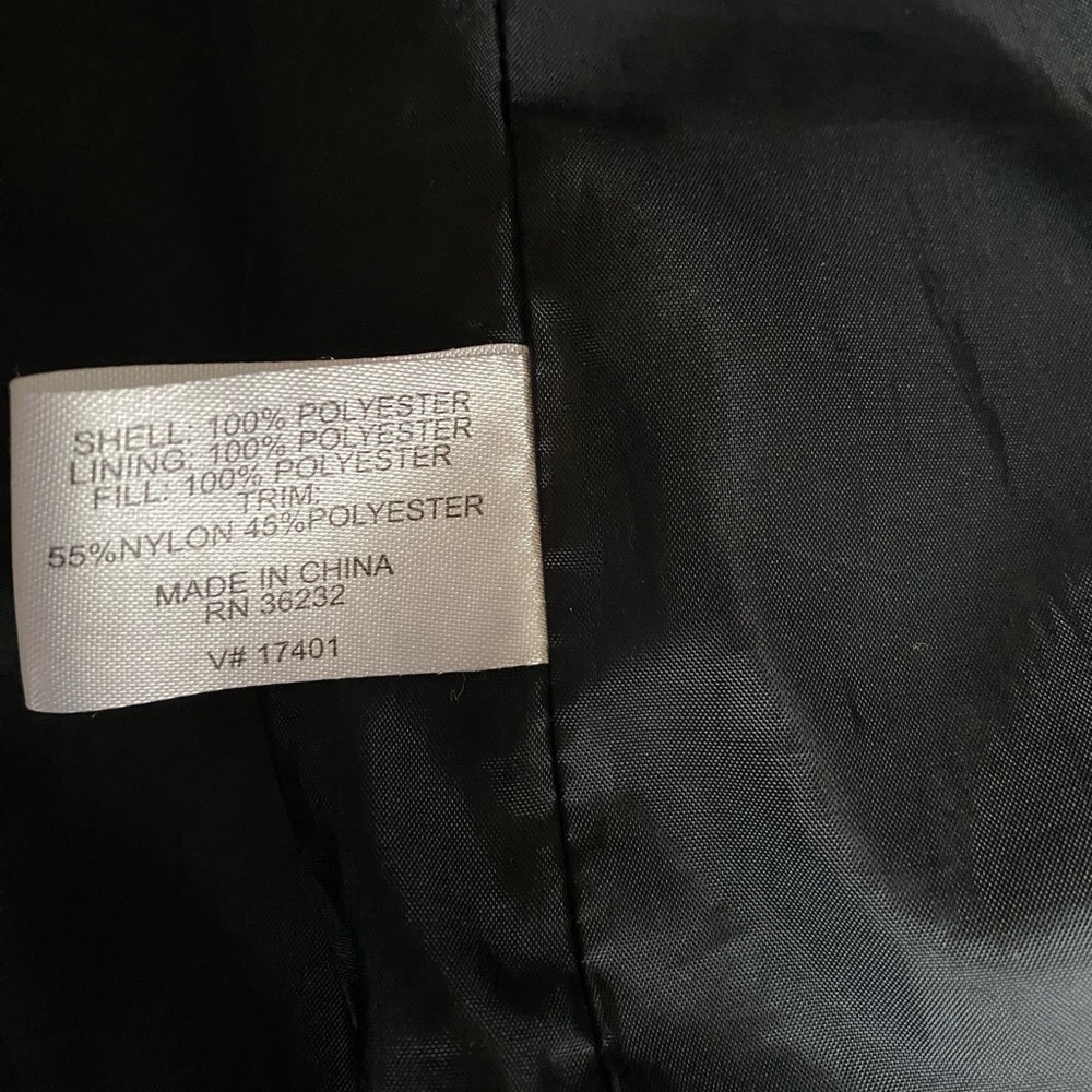 Gallery Women Winter Coat - Picture 8 of 9